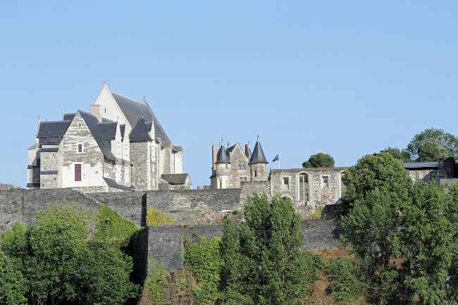 Vue château de la ville d'Angers