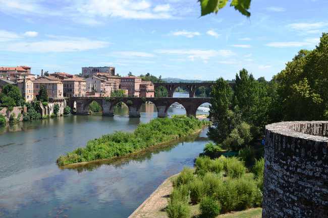 Vu d'un pont à Albi